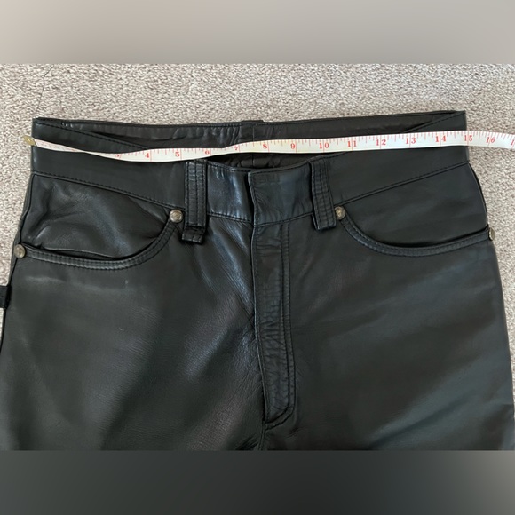 GIANNI VERSACE Leather pant. - Picture 16 of 17